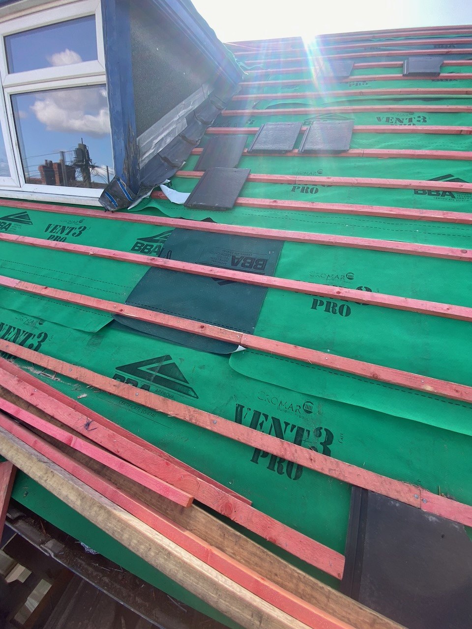 New roof underlay and battens beside the dormer during the Wyndham Road re-roof
